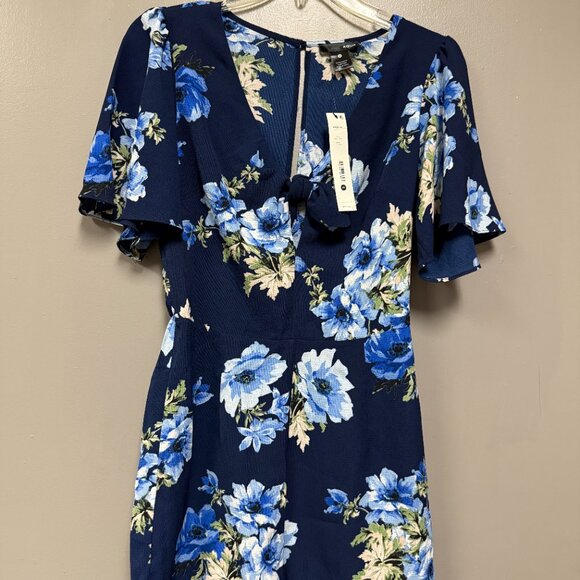Aqua Navy Blue Floral Flutter Cleeve Shorts Romper Size XS - Picture 1 of 4